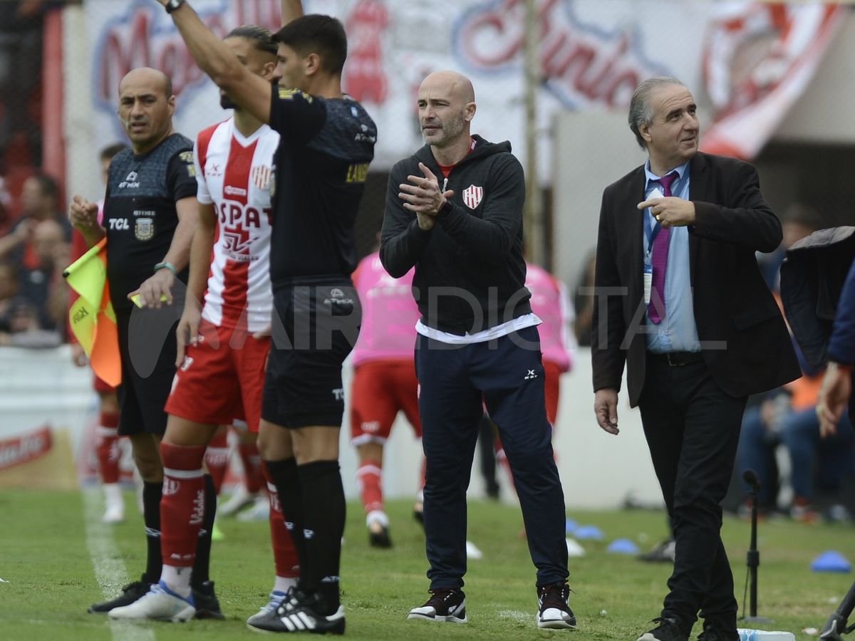 Sebastián Méndez no anticipó cuál será el equipo de Unión para enfrentar a Lanús, por la Liga Profesional.