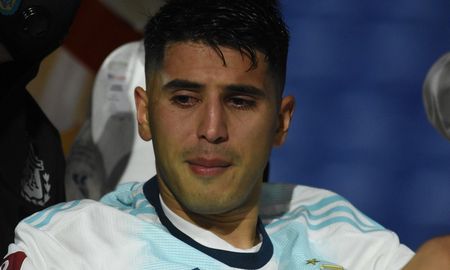 Exequiel Palacios se lesionó y se perderá la Copa América Argentina-Colombia. Exequiel Palacios se lesionó y se perderá la Copa América Argentina-Colombia.