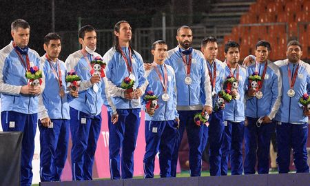 Los Murciélagos cayeron en la final ante Brasil y se convirtieron en subcampeones paralímpicos. Los Murciélagos cayeron en la final ante Brasil y se convirtieron en subcampeones paralímpicos.