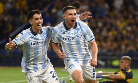 Racing le ganó 1 a 0 a Boca y es el primer finalista del Torneo Clausura de la Liga Profesional. Racing le ganó 1 a 0 a Boca y es el primer finalista del Torneo Clausura de la Liga Profesional.