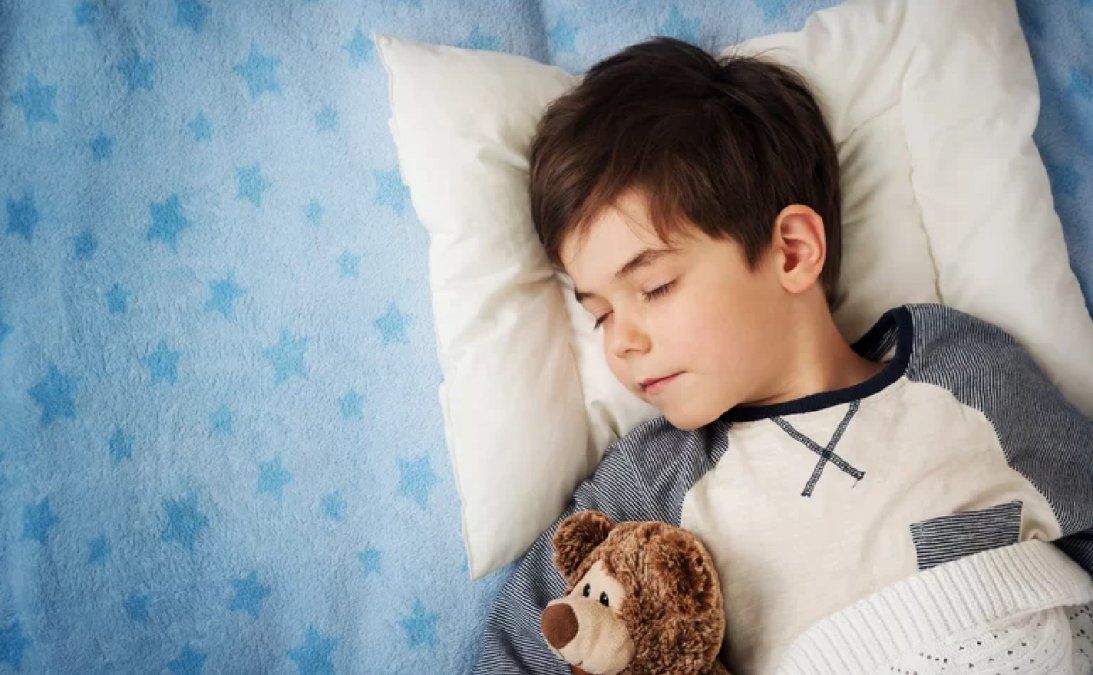 Truco para que tu hijo se duerma en menos de 10 minutos