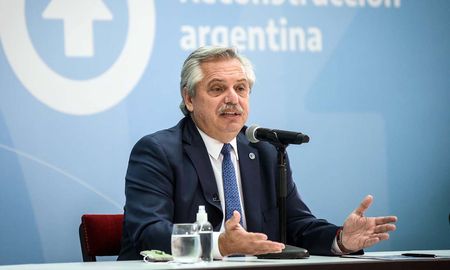 El presidente quiere ganar tiempo con la vacunación estas tres semanas de restricciones. El presidente quiere ganar tiempo con la vacunación estas tres semanas de restricciones.