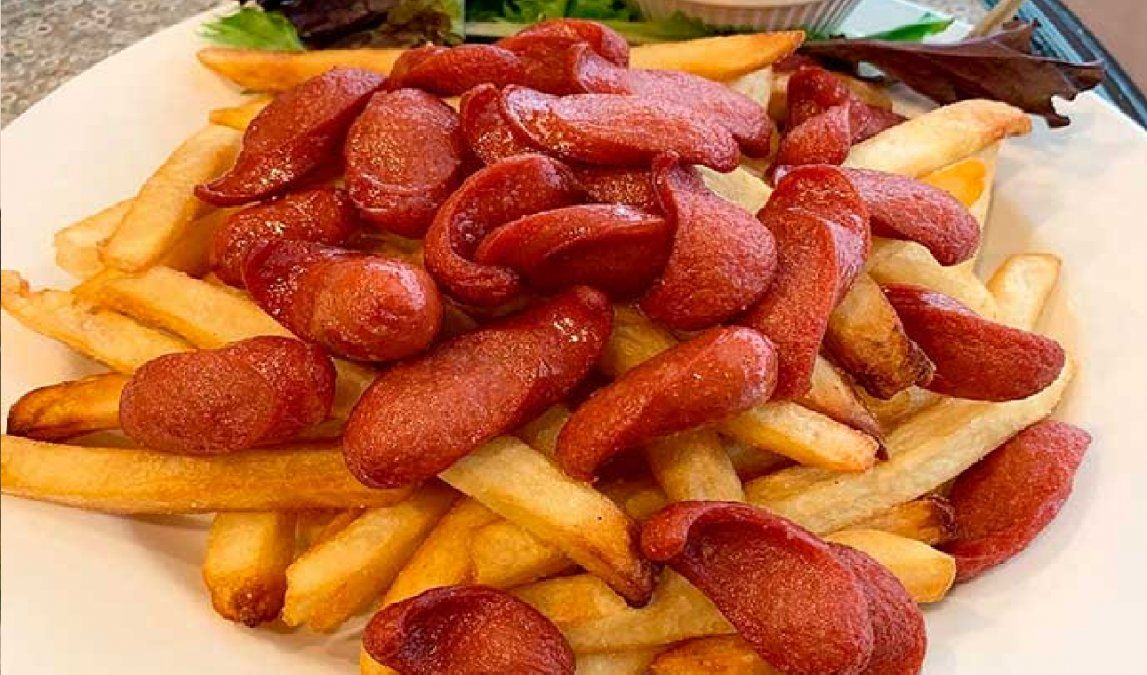 Receta de salchipapa. Receta de salchipapa.