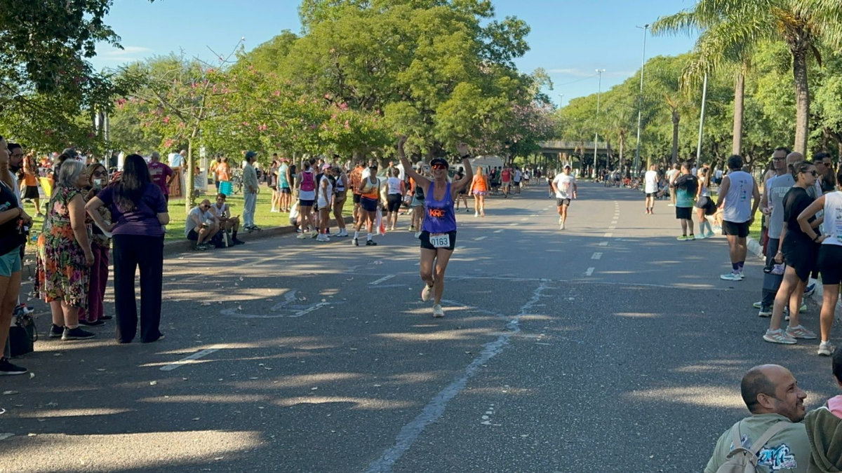 Más de 1.300 corredores participaron de la Media Maratón 21K de Santa Fe