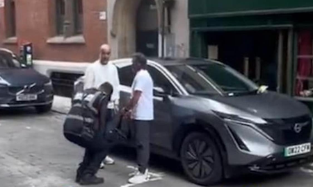 Pep Guardiola recibió una multa de transito y el agente le pidió una foto. Pep Guardiola recibió una multa de transito y el agente le pidió una foto.