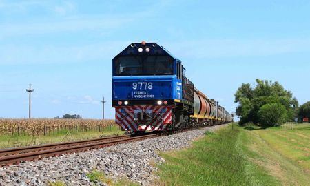 Según el informe del Ministerio de Transporte de la Nación se registró un nuevo récord al cerrar el primer semestre del año con más de 3,6 millones de toneladas transportadas, lo que significó un 62% de crecimiento respecto a 2019 y un 28% respecto al 2020.
