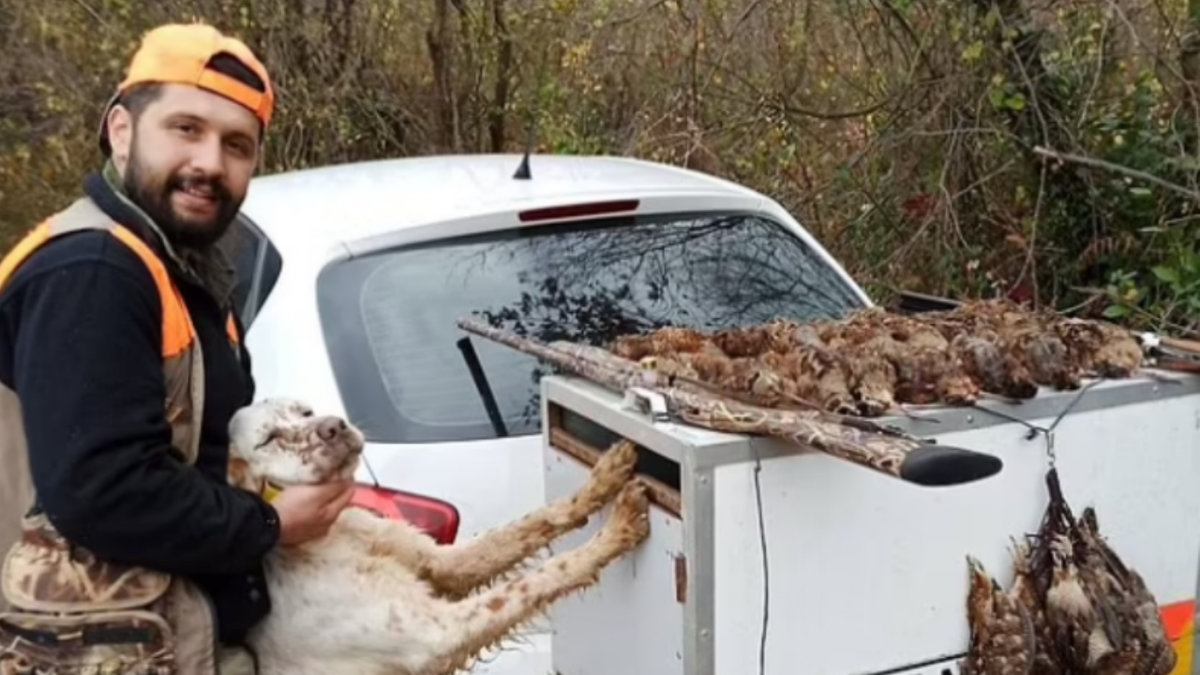 El hombre oriundo de Turquía volvía de una excursión junto a un grupo de amigos.