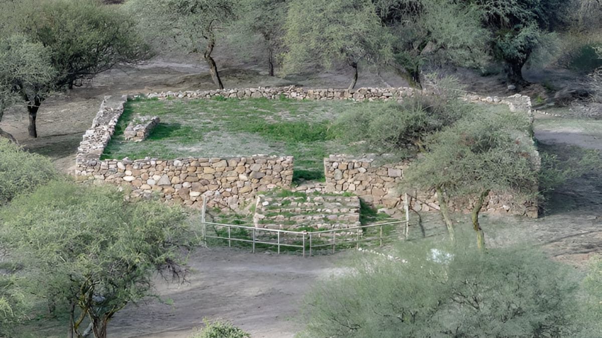 El Shincal de Quimivil, a pocos kilómetros de Londres, sorprende con su legado incaico. El Shincal de Quimivil, a pocos kilómetros de Londres, sorprende con su legado incaico.