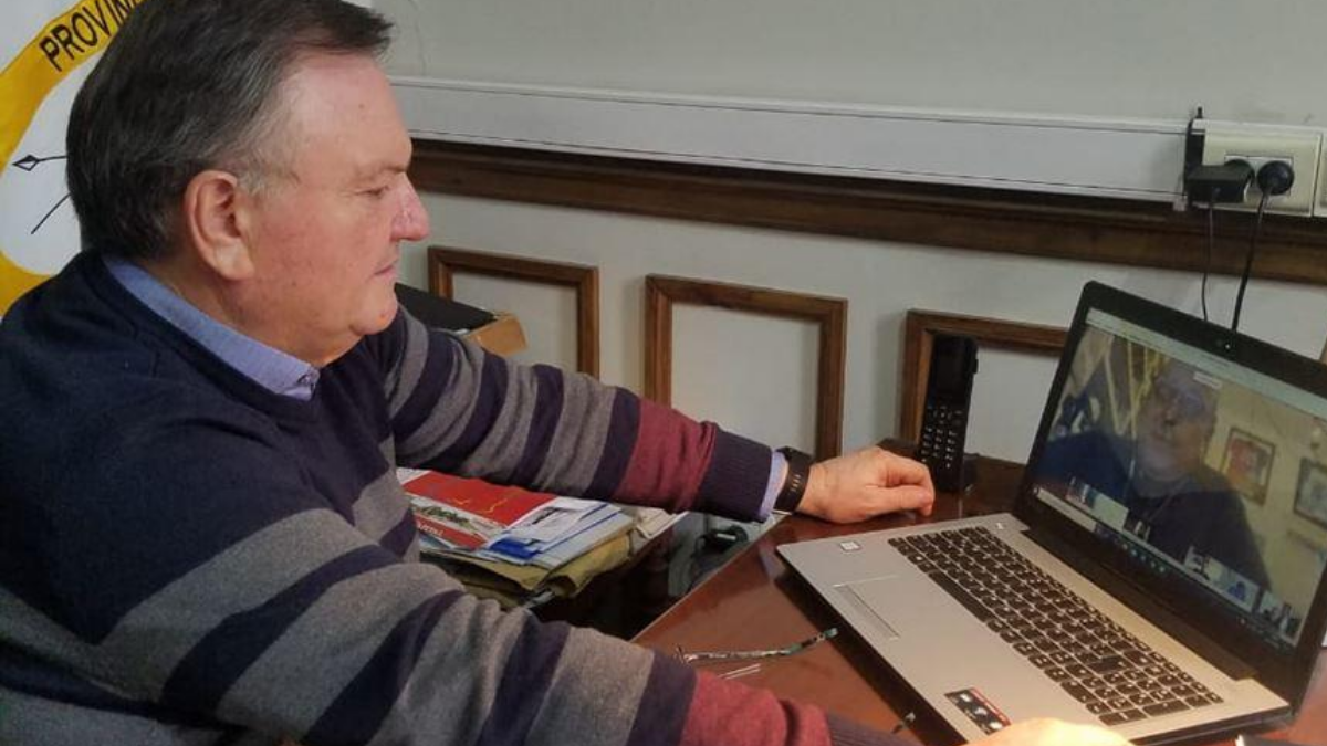 El jefe del bloque de la UCR en el Senado evaluó el impacto del coronavirus en un sector económico primordial&nbsp;