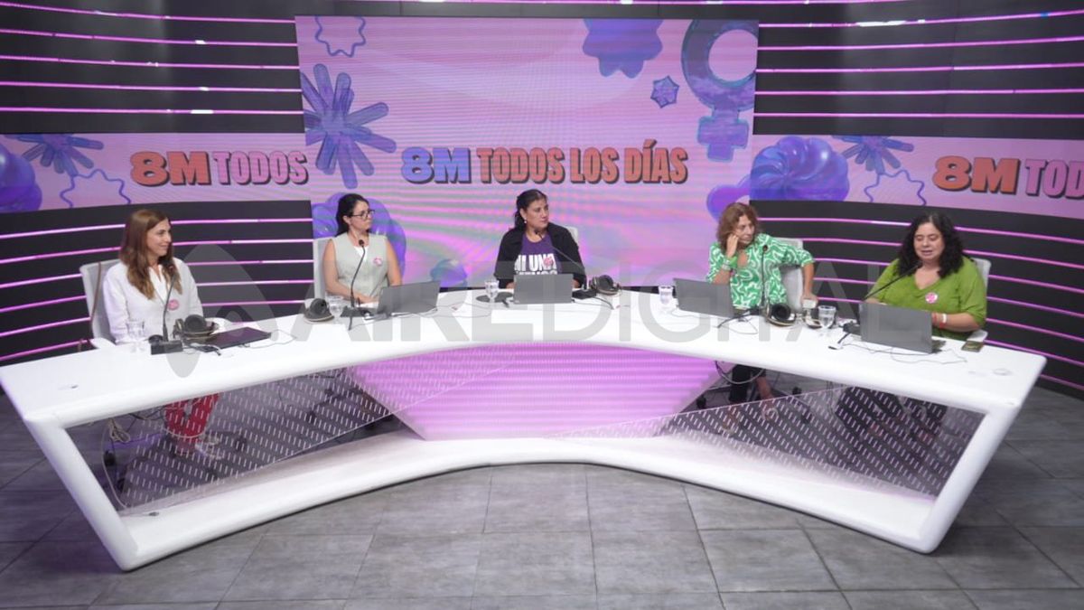 Sañudo, Giustini, Cuevas, Ferrero y Mangold protagonizaron el primer bloque del programa especial. Sañudo, Giustini, Cuevas, Ferrero y Mangold protagonizaron el primer bloque del programa especial.