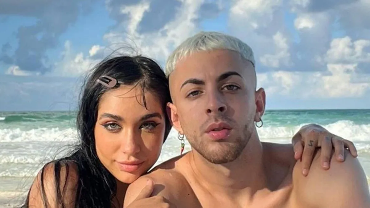 María Becerra se comprometió: así es el anillo que le regaló a J Rei