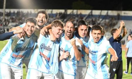 Juventud Unida de Gualeguaychú llegó a la final del torneo Regional Federal Amateur. Foto: Mauricio Ríos. Juventud Unida de Gualeguaychú llegó a la final del torneo Regional Federal Amateur. Foto: Mauricio Ríos.