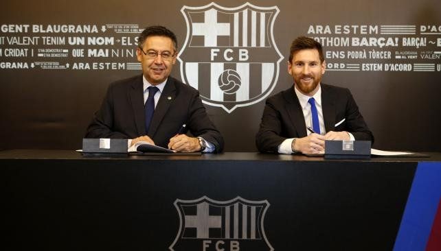 Messi renovó con Barcelona