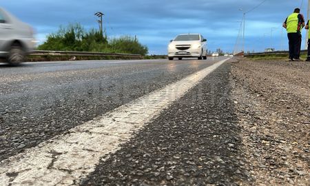 En una actividad oficial en la ciudad de Coronda, el ministro de Obras Públicas, Lisandro Enrico – tras una consulta de AIRE- se refirió a los planes que tiene el gobierno respecto a la autopista. En una actividad oficial en la ciudad de Coronda, el ministro de Obras Públicas, Lisandro Enrico – tras una consulta de AIRE- se refirió a los planes que tiene el gobierno respecto a la autopista.