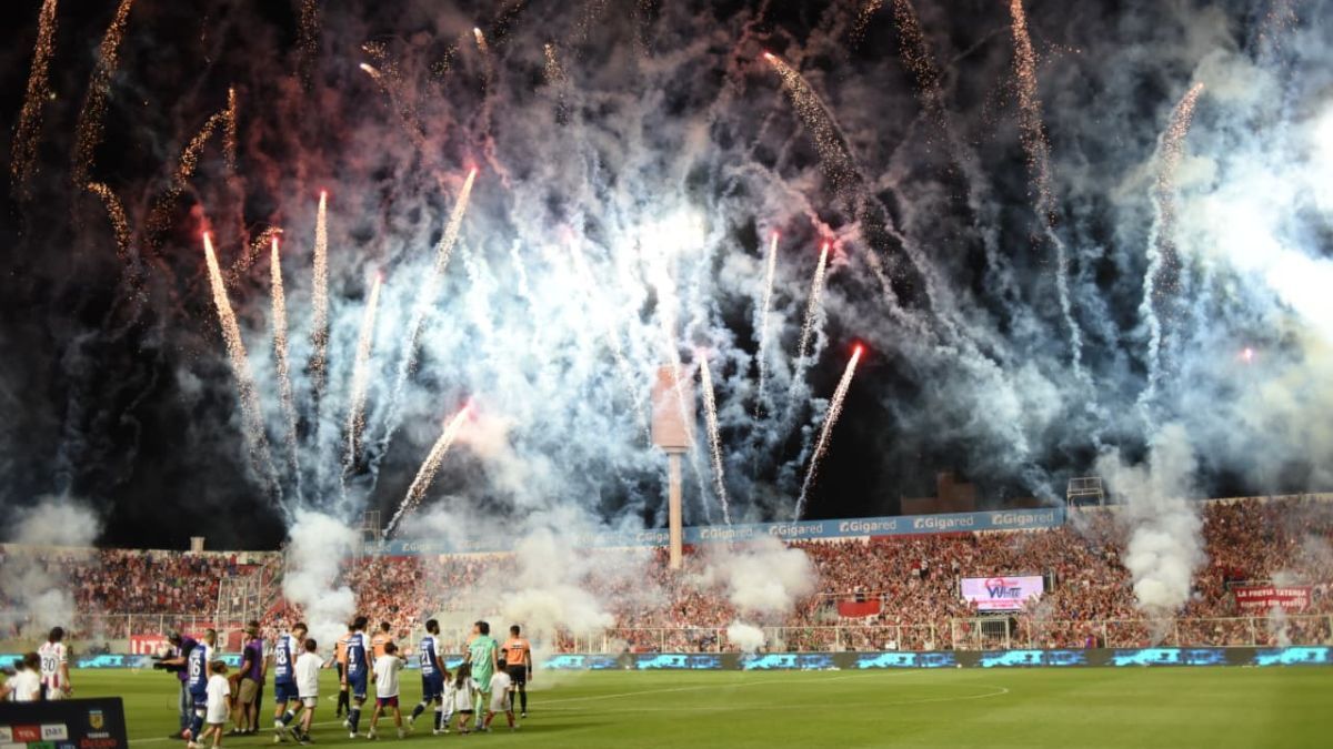 Así fue la salida de los jugadores de Unión en el duelo ante Gimnasia.