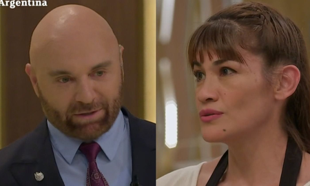 La Tigresa Acuña enfrentó a Germán Martitegui durante su devolución en MasterChef Celebrity y se generó un tenso momento. La Tigresa Acuña enfrentó a Germán Martitegui durante su devolución en MasterChef Celebrity y se generó un tenso momento.