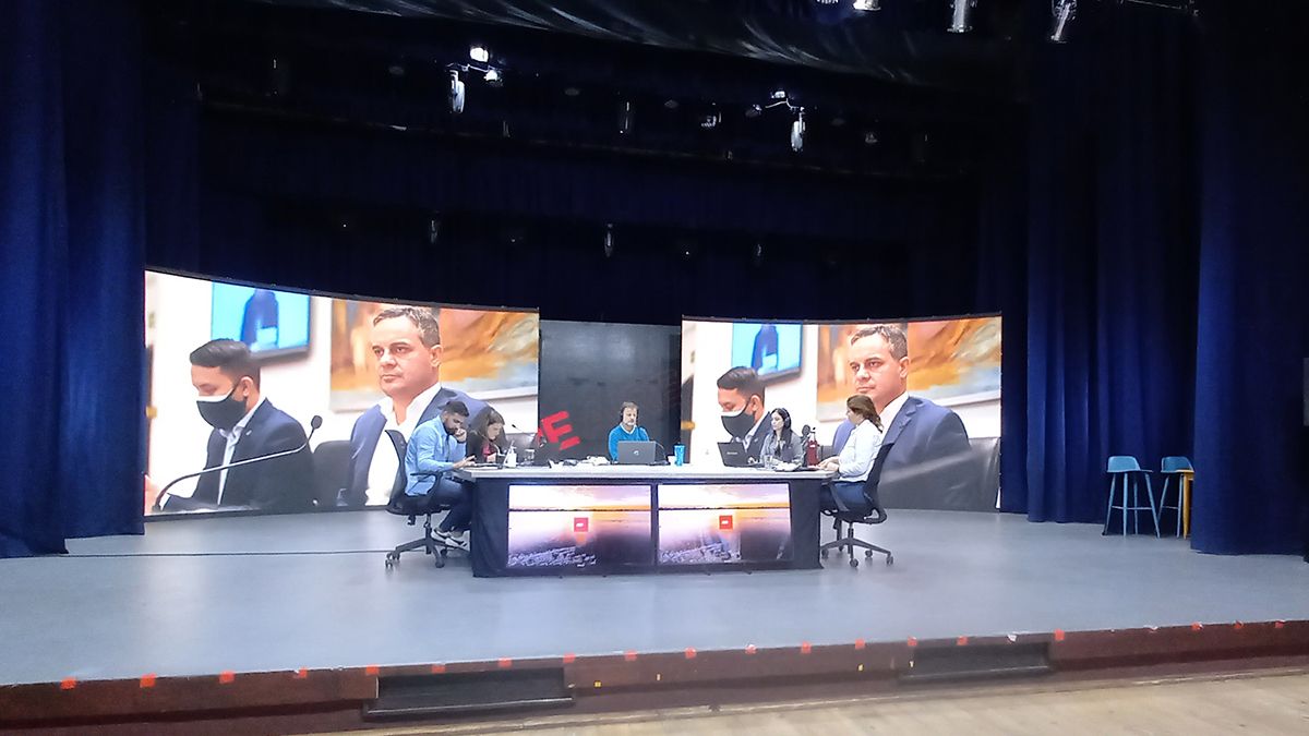 "La prioridad es dar una señal concreta y clara a los sectores afectados", dijo González en Aire de Santa Fe.