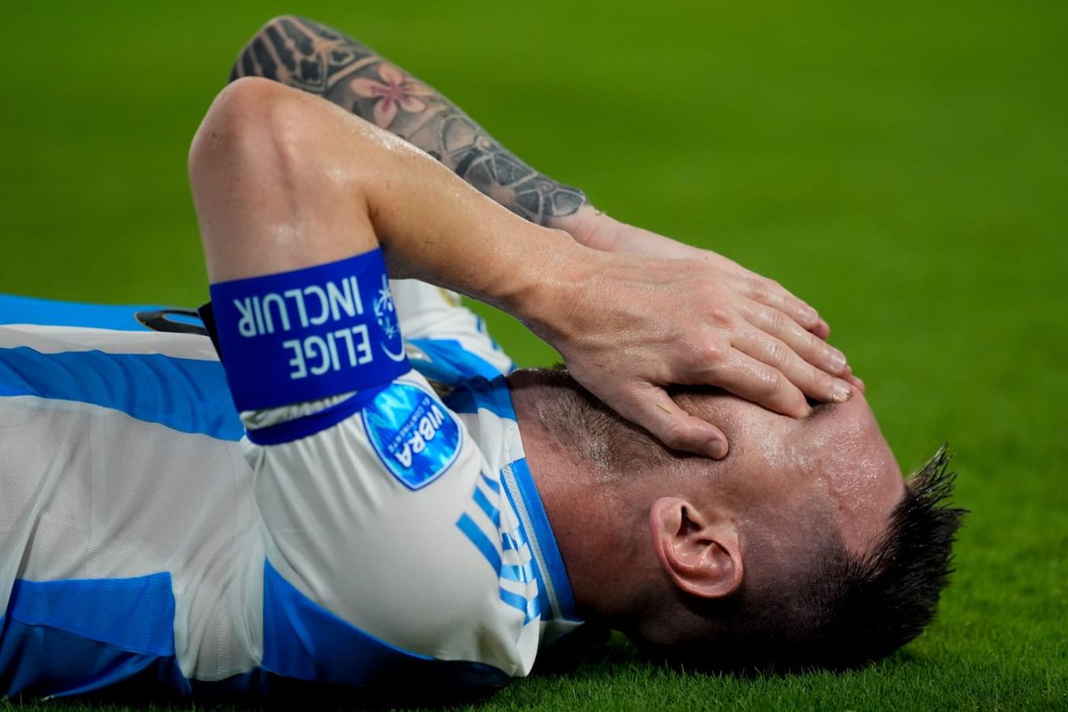 Lionel Messi tuvo que ser reemplazado en la final de la Copa América