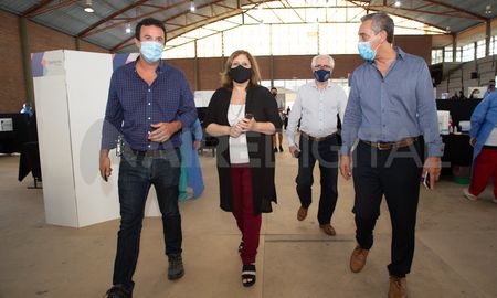 Educación, Salud y Gobierno analizan cómo siguen las clases en Santa Fe a partir del lunes