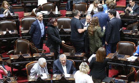 El oficialismo declaró la continuidad de las autoridades actuales luego de levantarse la sesión preparatoria de la Cámara de Diputados por falta de quórum. Foto NA: DANIEL VIDES El oficialismo declaró la continuidad de las autoridades actuales luego de levantarse la sesión preparatoria de la Cámara de Diputados por falta de quórum. Foto NA: DANIEL VIDES