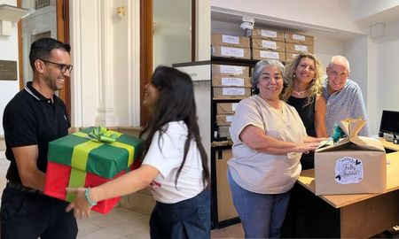 El Banco Hipotecario, el Departamento Quiniela y la escuela Luis María Drago se sumaron a la campaña solidaria. El Banco Hipotecario, el Departamento Quiniela y la escuela Luis María Drago se sumaron a la campaña solidaria.