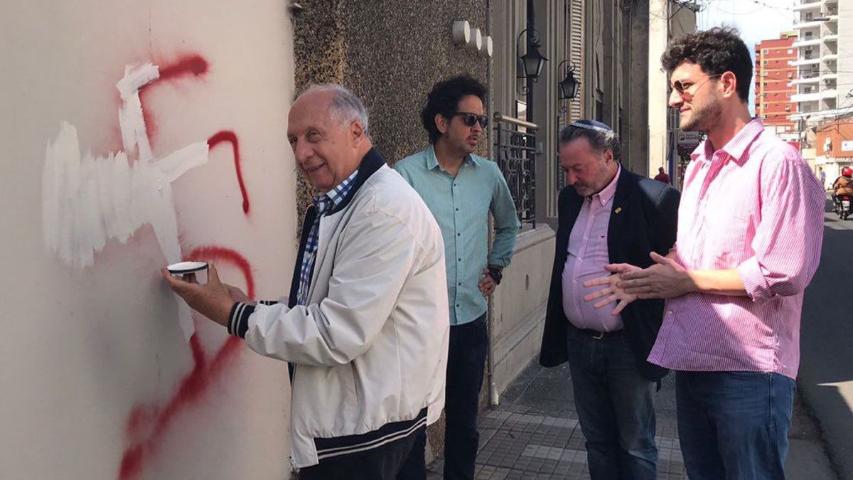 Como símbolo contra la discriminación