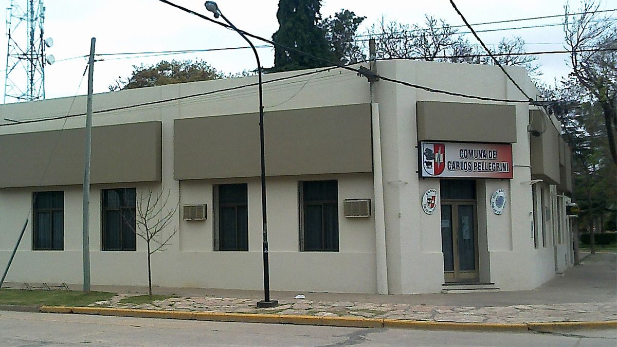 Fachada del edificio comunal de Carlos Pellegrini.&nbsp;