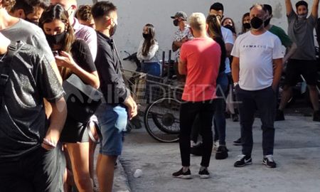 Unas 230 personas resultaron demoradas este sábado en el marco de una fiesta clandestina que se desarrollaba en un bar céntrico de Rosario. Unas 230 personas resultaron demoradas este sábado en el marco de una fiesta clandestina que se desarrollaba en un bar céntrico de Rosario.