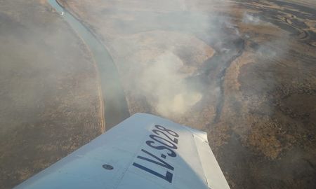 La vista aérea de los permanentes incendios en el Delta del Paraná. La vista aérea de los permanentes incendios en el Delta del Paraná.