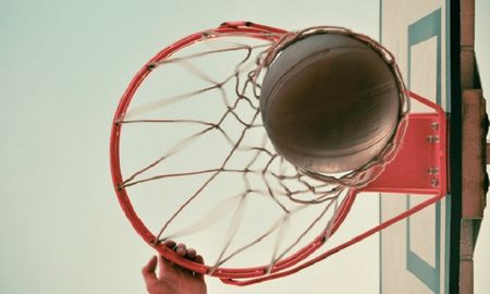 video: el inusual aro de basquet que creo un youtuber para ganar siempre video: el inusual aro de basquet que creo un youtuber para ganar siempre
