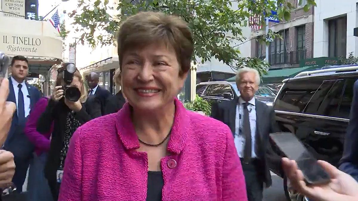 Así llegaba Georgieva al Consulado este lunes.
