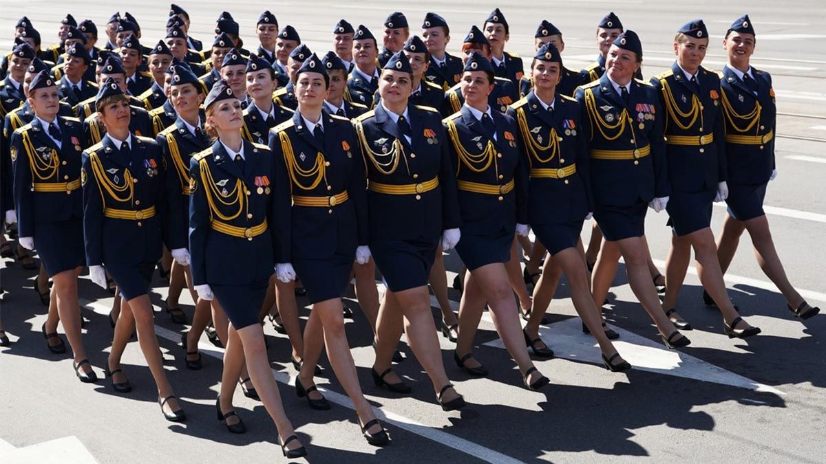 Desfile militar en Kaliningrado (Rusia) con motivo del 75 aniversario de la Victoria en la Gran Guerra Patria (1941-1945)