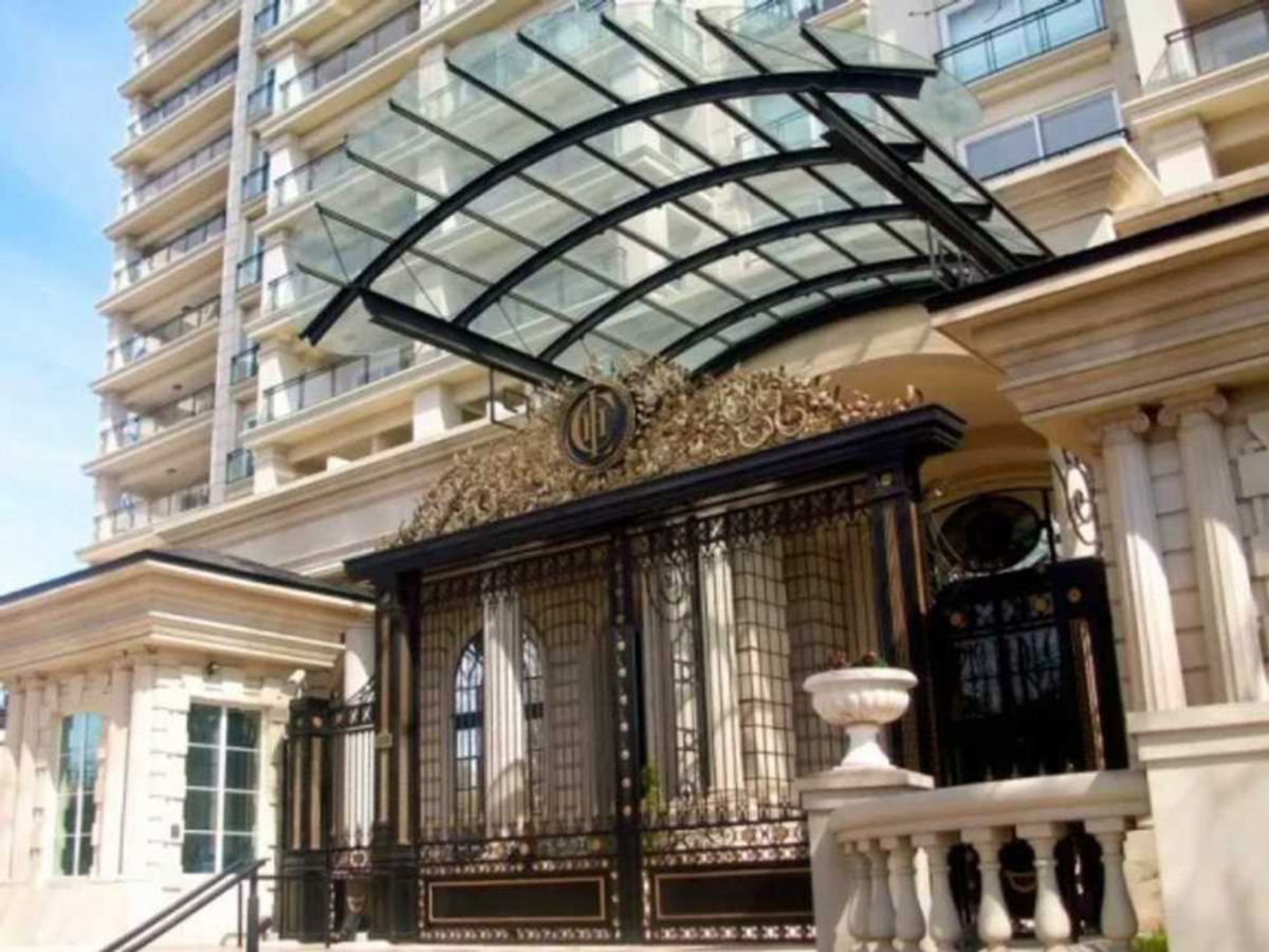 Chateau Libertador Residence.