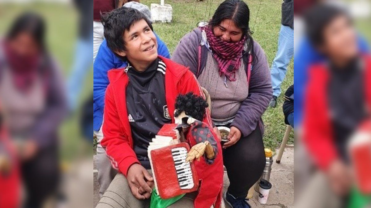 Junto con los espectáculos y los espacios de esparcimiento, desembarcan en los parajes rurales laboratorios escolares que implican actividades de exploración y experimentación científica.