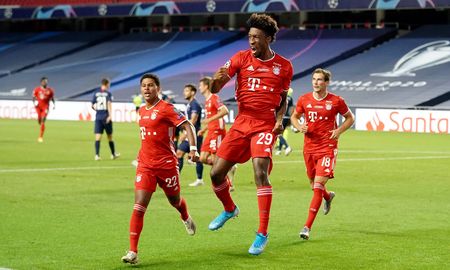 Kingsley Coman, de cabeza, puso el 1-0 con el que el Bayern Munich derrotó al París Saint-Germain por la Champions League. Kingsley Coman, de cabeza, puso el 1-0 con el que el Bayern Munich derrotó al París Saint-Germain por la Champions League.
