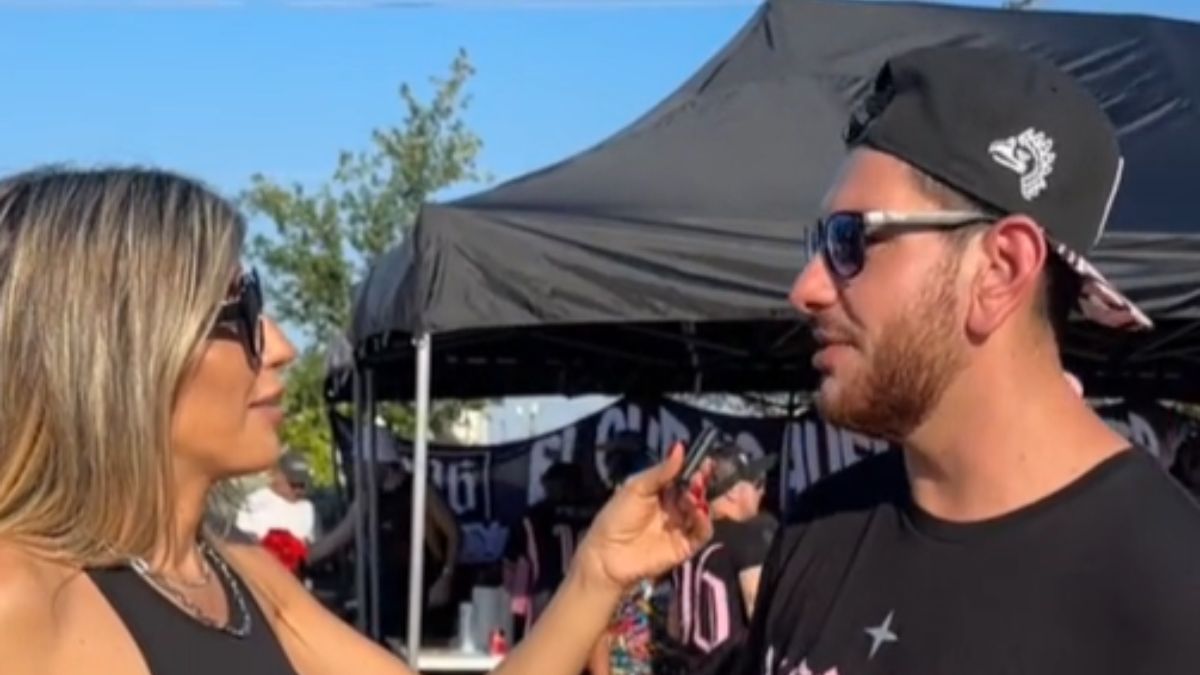 Un argentino vive hace tres años en Miami y trabaja como plomero. Un argentino vive hace tres años en Miami y trabaja como plomero.