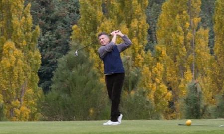 en su descanso, macri paso por mardel y jugo al golf en su descanso, macri paso por mardel y jugo al golf
