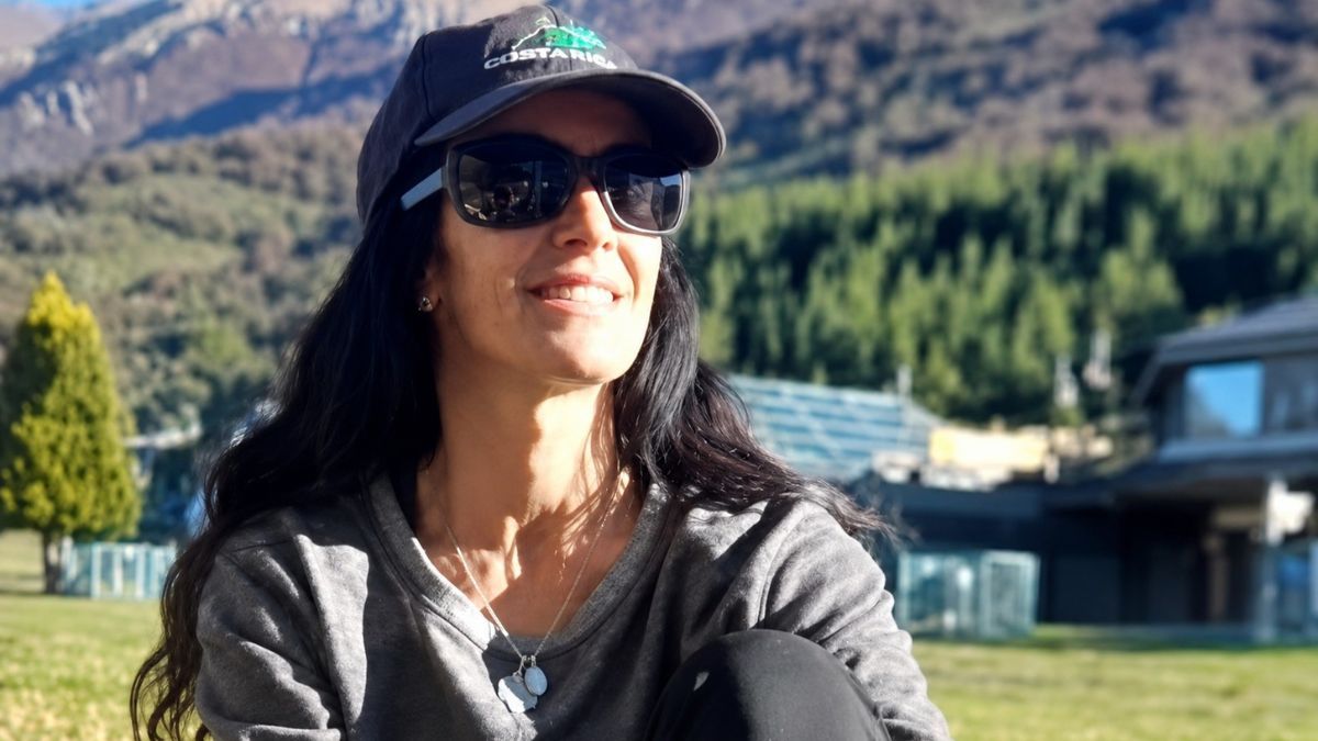 Los peritos de la Policía Científica recolectaron evidencia en el barranco donde los asesinos arrojaron los restos descuartizados de Ana Lía Corte.