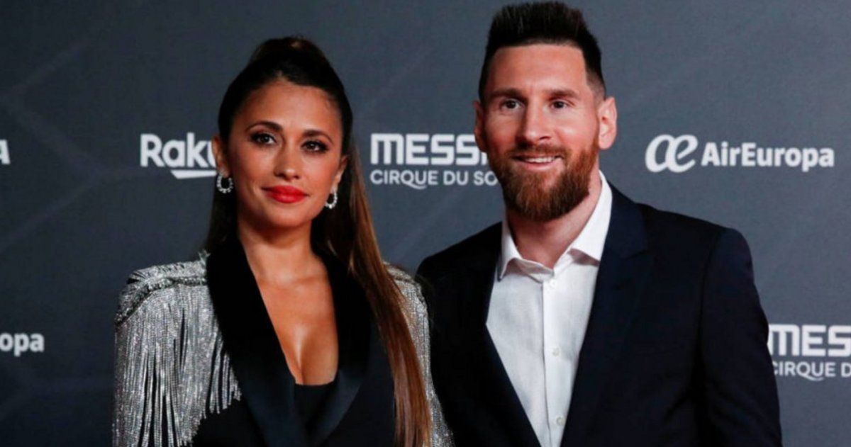 Anto Roccuzzo junto a Messi