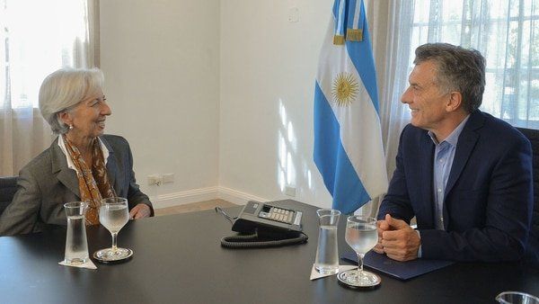 Lagarde dijo que las nuevas metas de inflación son “realistas”