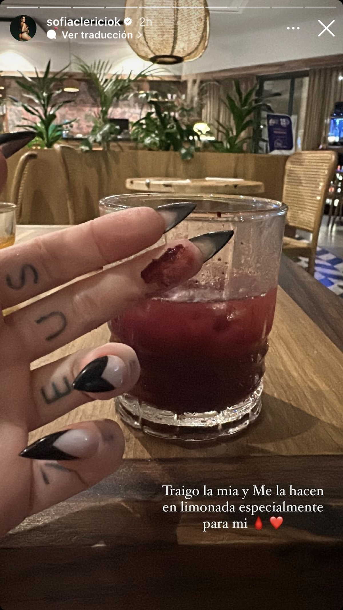 Sofía Clerici contó que incorpora sangre a sus bebidas. Sofía Clerici contó que incorpora sangre a sus bebidas.