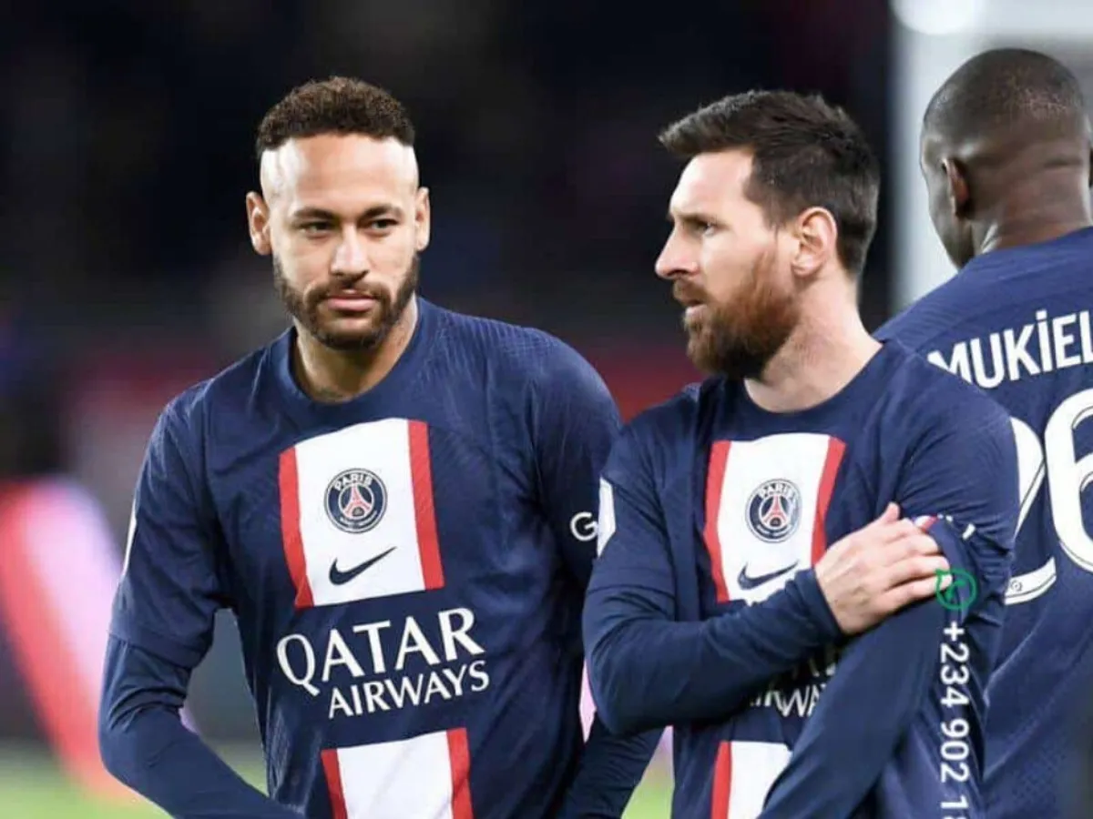Neymar y Lionel Messi junto en el PSG de Francia.