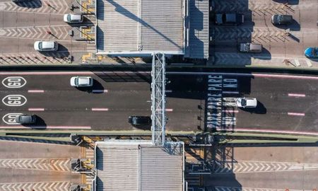 Todas las autopistas de Ausa, en Buenos Aires, ya operan con TelePASE. Todas las autopistas de Ausa, en Buenos Aires, ya operan con TelePASE.
