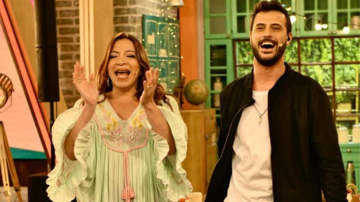 Lizy Tagliani conduce La Peña de Morfi junto con Diego Leuco en Telefe. Lizy Tagliani conduce La Peña de Morfi junto con Diego Leuco en Telefe.