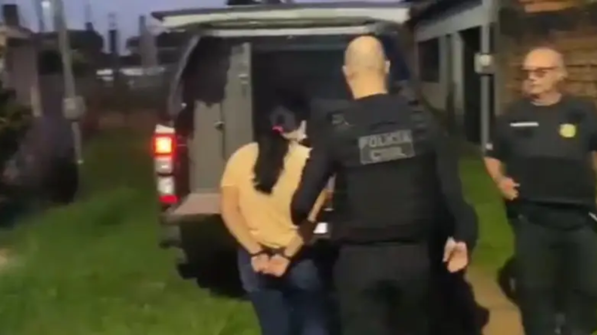 Detuvieron a una niñera por drogar a un bebé para que durmiera toda la noche