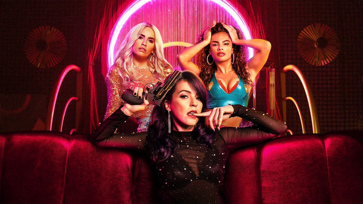 Sky Rojo presentó su polémico tráiler