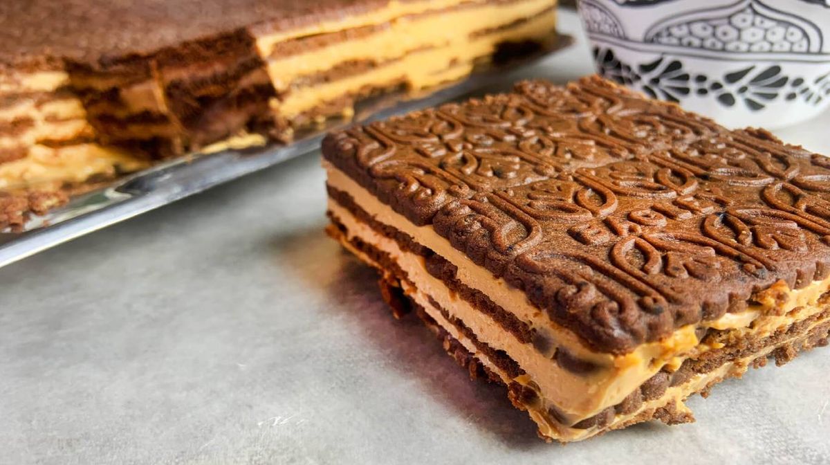 Esta torta es un clásico argentino que deleita a grandes y chicos. Esta torta es un clásico argentino que deleita a grandes y chicos.