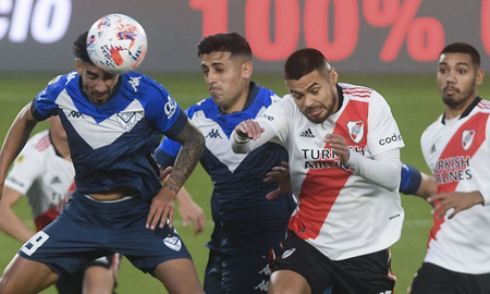 El triunfo le permite a River ir confiado a Brasil para enfrentar al Mineiro. El triunfo le permite a River ir confiado a Brasil para enfrentar al Mineiro.