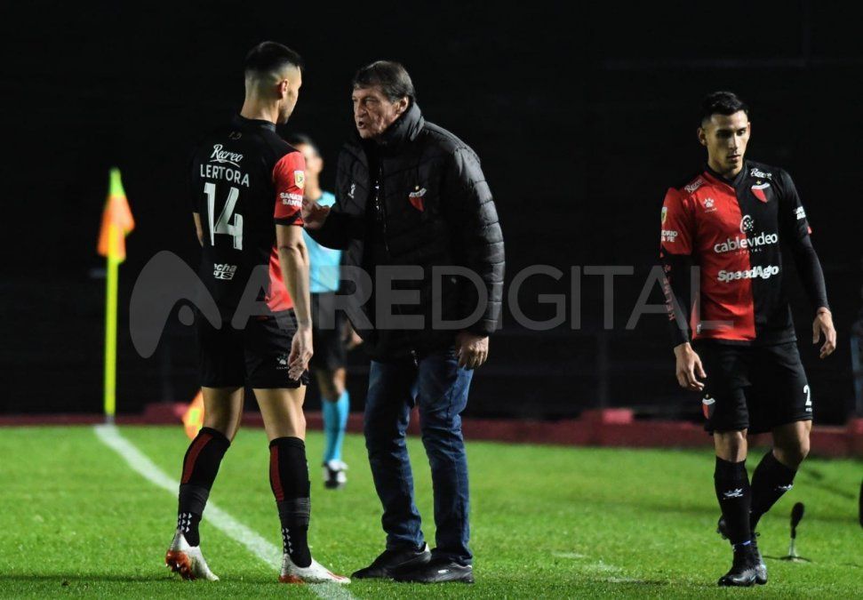 Falcioni confirmó los titulares para el partido de este jueves.