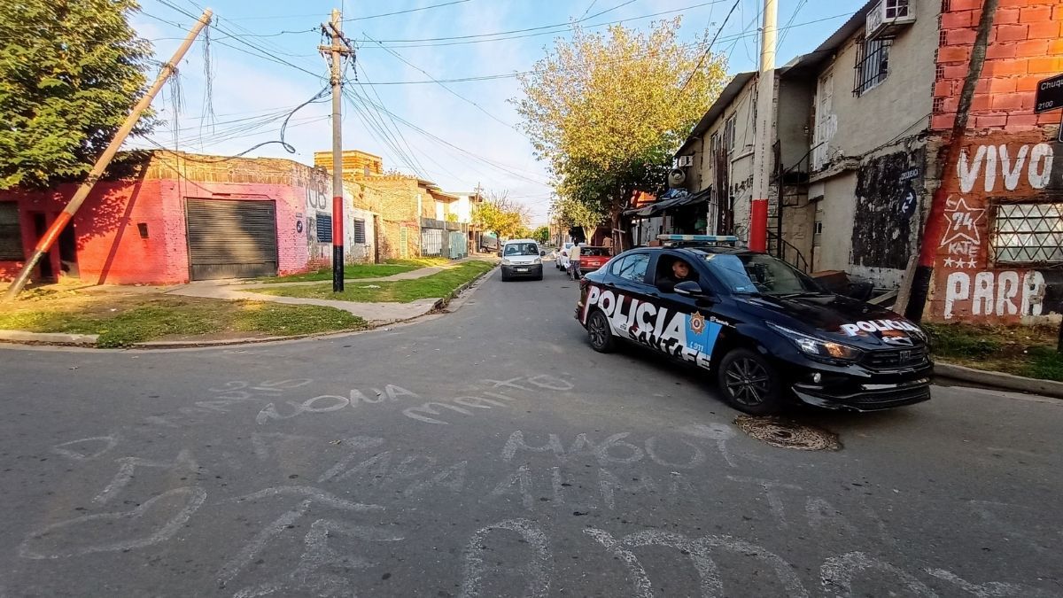 Rosario: un joven de 24 años fue asesinado a balazos en la zona sur Rosario: un joven de 24 años fue asesinado a balazos en la zona sur